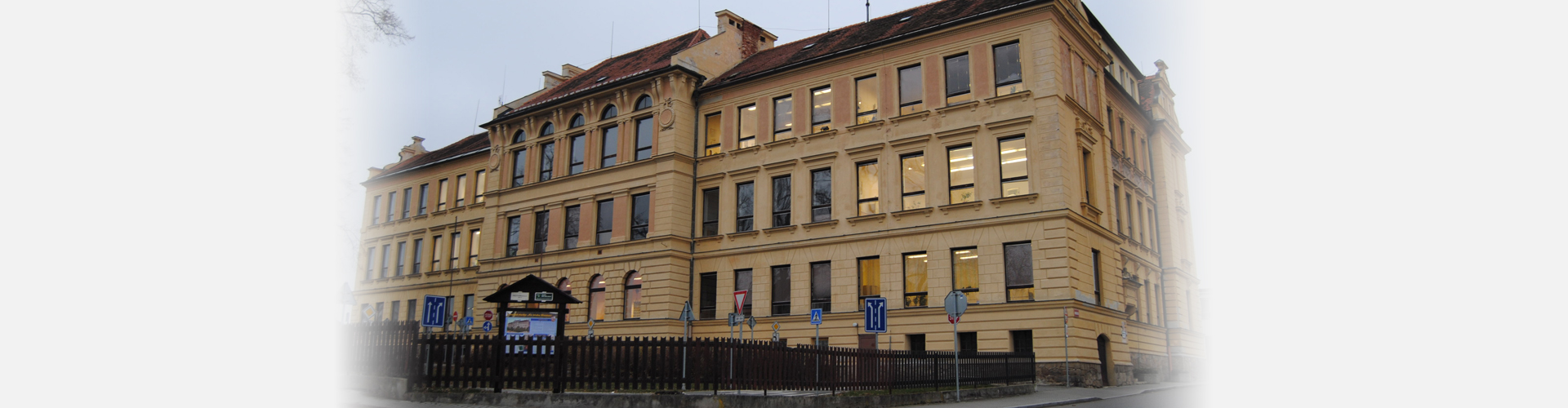 škola